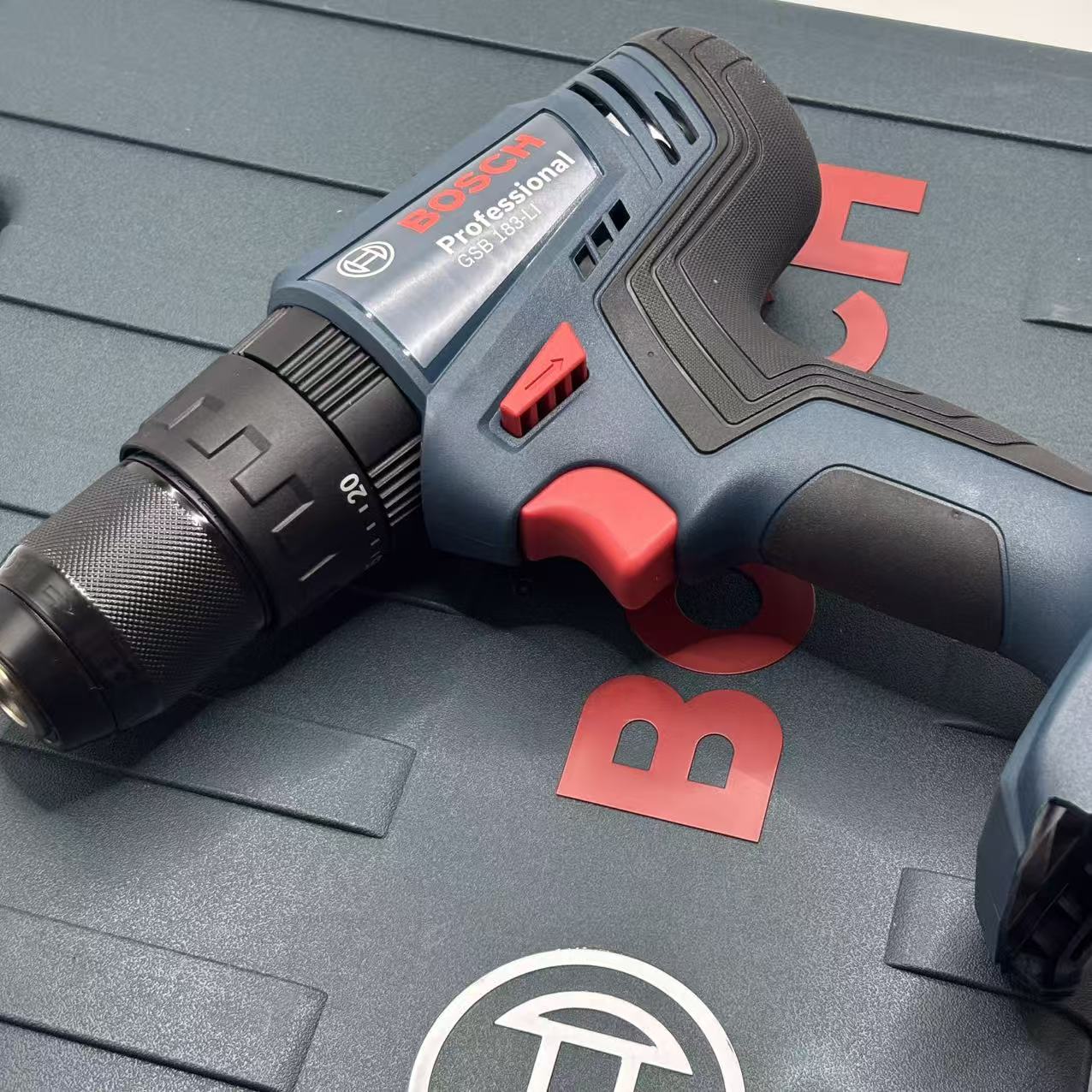 Bosch GSB 183-LI 18V Brushless - đánh giá và giá Brushless Cordless Electric Drill 18V